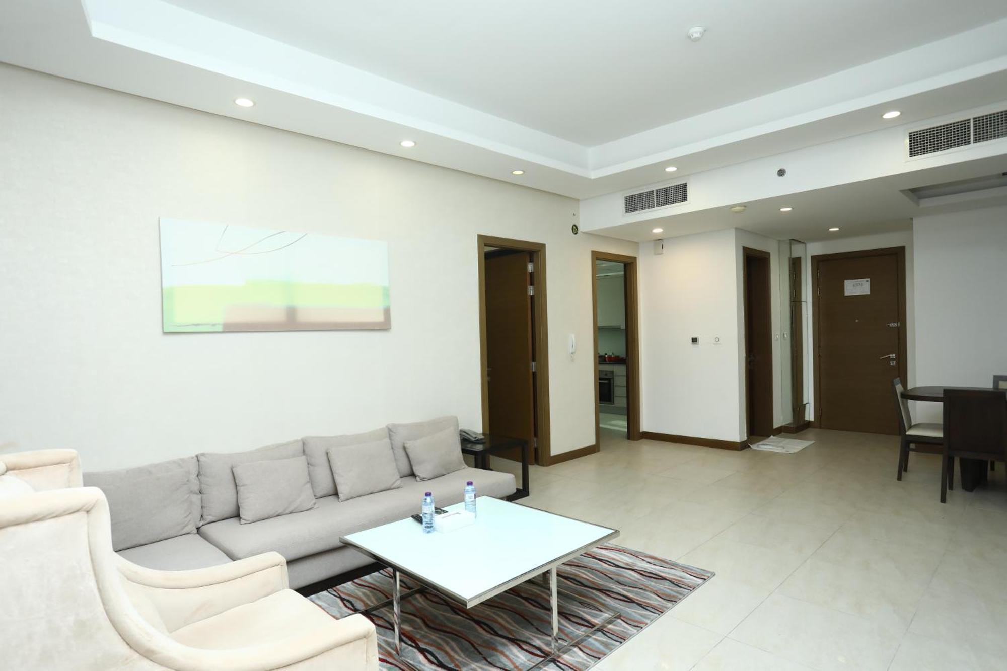 Landway Apartment *
